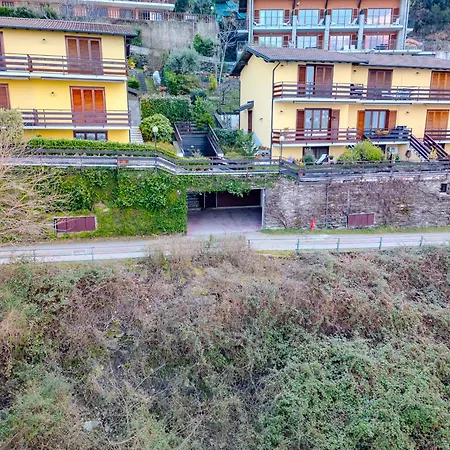 A Due Passi Dal Con Box * Dorio